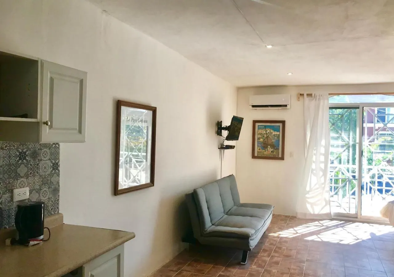 Coral Suites Playa del Carmen Hotel